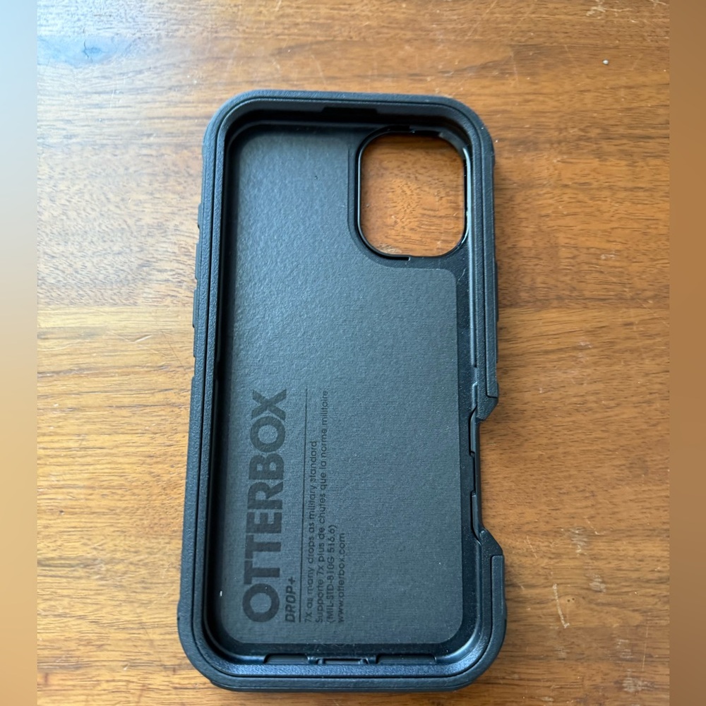 OtterBox Rugged Black Phone Case - Picture 2 of 2